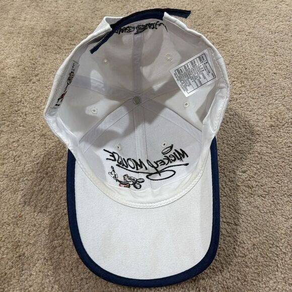 Vintage Disney Hat - Picture 5 of 6